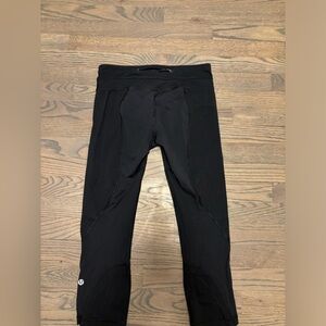 Black size 6 Lululemon leggings